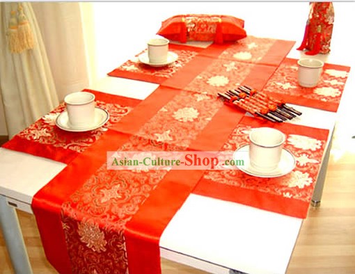 China Red Silk Tischläufer Set (sieben Stücke erhebliche set)