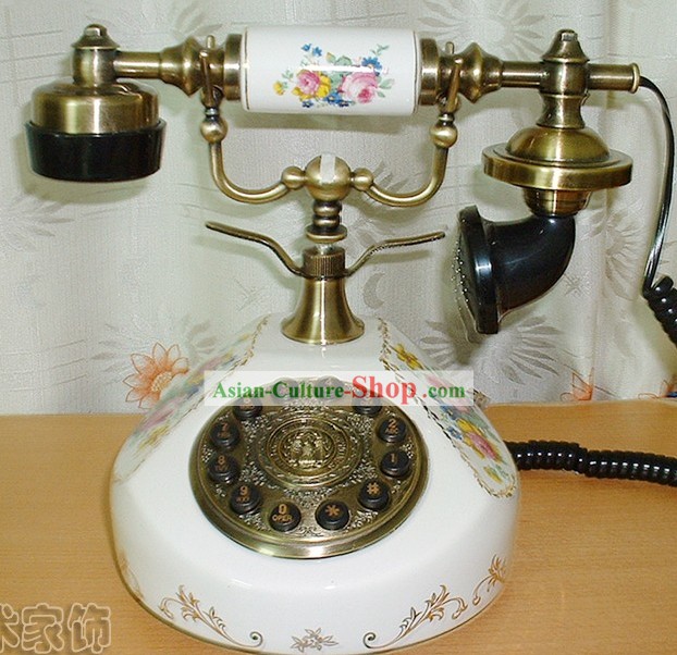 中国の伝統的古いアンティークスタイル電話