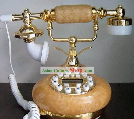 中国の伝統的古いアンティークスタイルの電話1