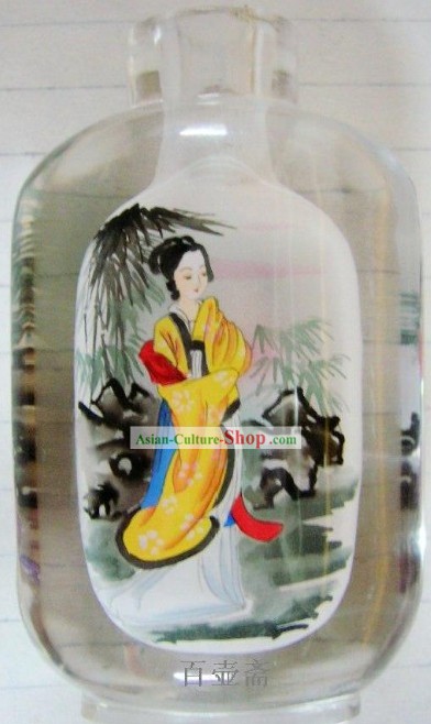 黄色の内側絵画 - 宮殿の女性と中国の古典スナッフボトル