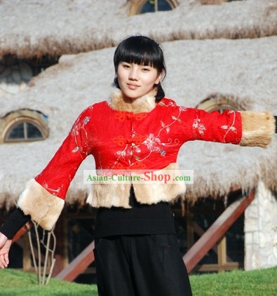 中国の古典ラッキーレッドRabit毛皮フラワショートブラウス
