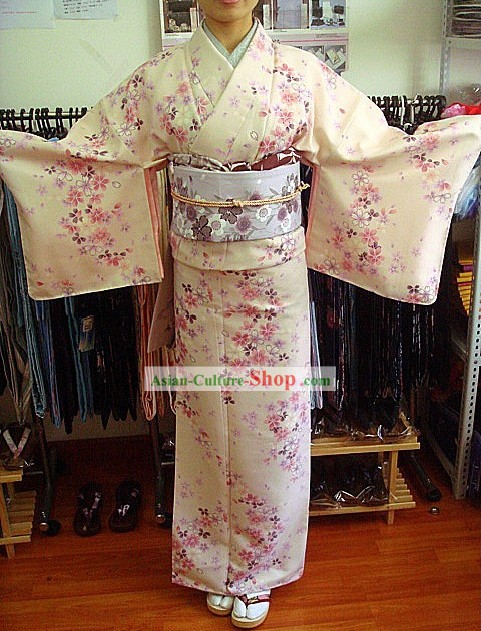 Traditionnel kimono japonais Cherry et orientale Ceinture Full Set