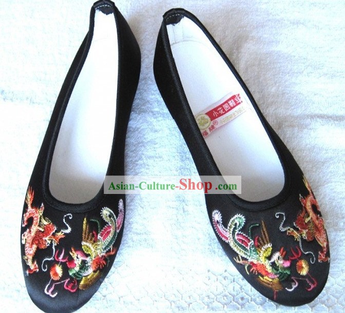 Chinese Traditional Handgefertigte Gestickte Satin Dragon Schuhe