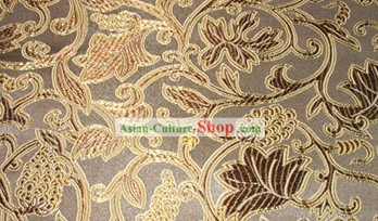 Brown tecido de seda com padrão floral
