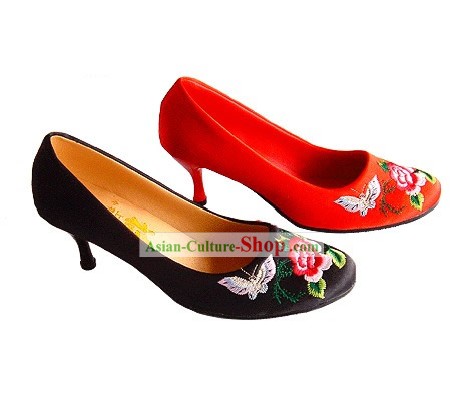 Farfalla classica cinese a mano e ricamato Amore Fiore Alta scarpe da sposa Heel (rosso)
