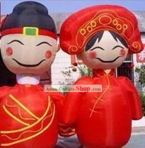 大規模なインフレータブル中国の花嫁と花婿セット