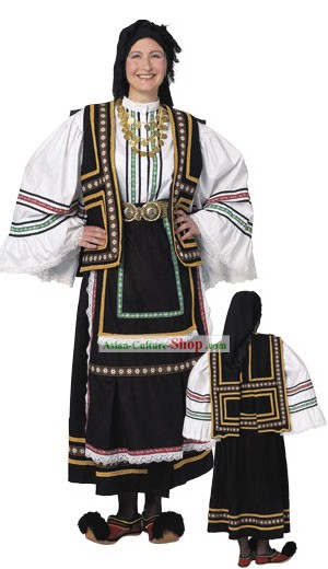 Sarakatsana女性伝統的なギリシャ衣装