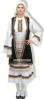 Souliotissa Femme costume traditionnel grec