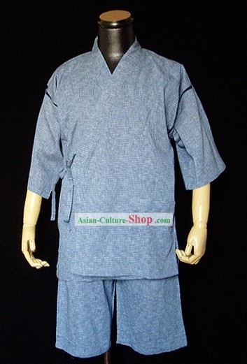 Traditionelle japanische Kleidung