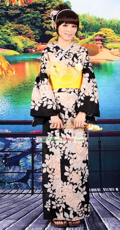 Kimono japonais Yutaka Obi Ceinture Geta Sandal Set complet pour les femmes