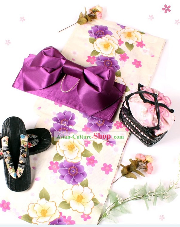 Japanese Tea Blume Yutaka Kimono Obi und Geta Sandal Komplett-Set für Damen