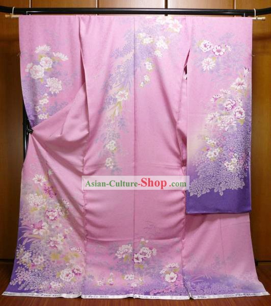 女性のための日本の伝統的な振袖着物ドレス帯と下駄サンダルコンプリートセット