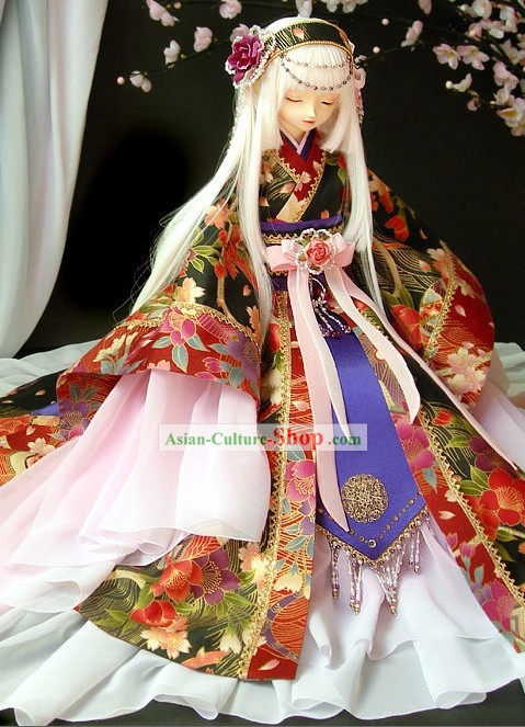 Traditionelle japanische Kimono Kostüme und Haarschmuck für Frauen