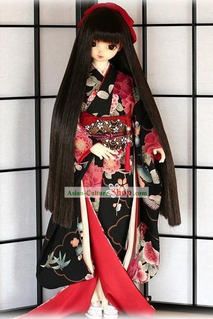 여성에 대한 일본의 전통 기모노 복장 세트