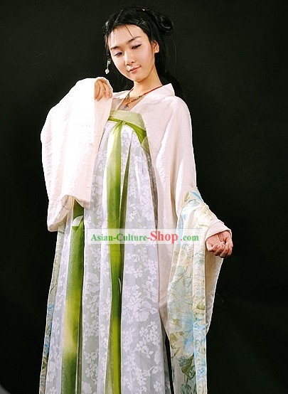 Ancient Chinese Tang Dynasty Ruqun Clothing for Women