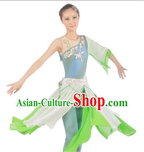 Chinese Classical Dancewear and Headwear for Women