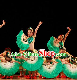 Chinese Folk Handmade White to Green Color Transition Dance Fans for Kids Children