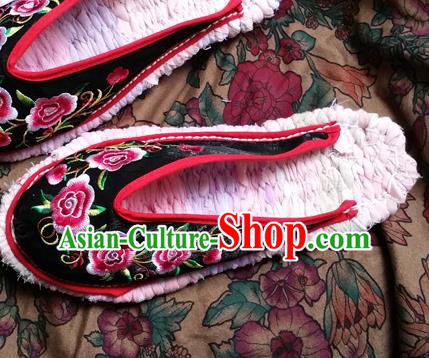 Traditional Chinese National Embroidered Shoes Handmade Black Satin Slippers, China Hanfu Embroidery Flowers Shoes for Women