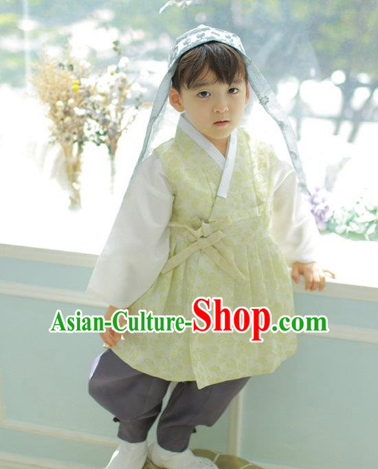 Asian Korean National Handmade Formal Occasions Embroidered Palace Prince Yellow Hanbok Costume Complete Set for Boys