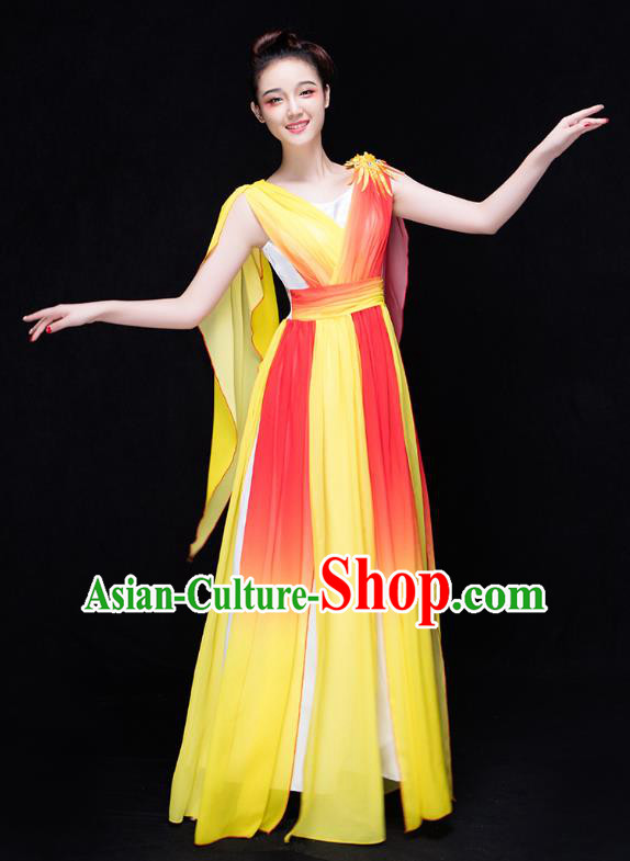 Traditional Chinese Modern Dance Costume, Opening Dance Chorus Singing Group Yellow Dress for Women