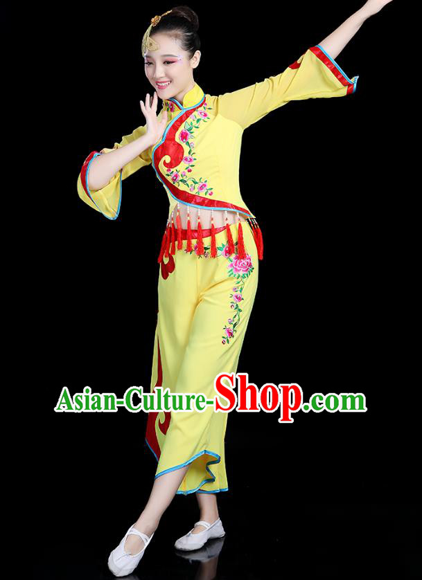 Traditional Chinese Yangge Fan Dance Yellow Costume, China Classical Folk Dance Yangko Drum Dance Clothing for Women