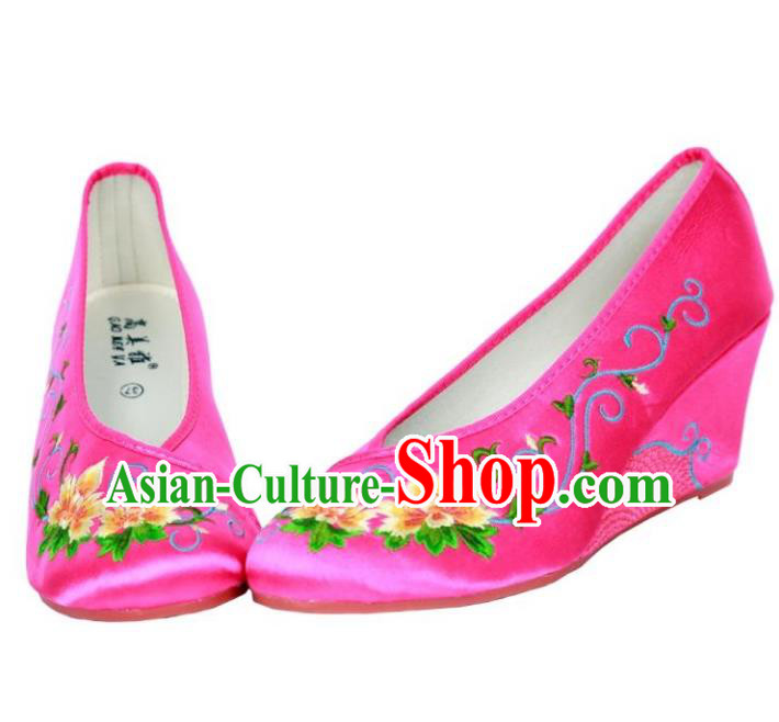 Traditional Chinese National Bride Rosy Satin Embroidered Shoes, China Handmade Embroidery Hanfu Cloth Shoes for Women