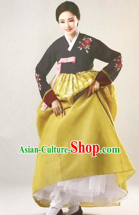 Traditional Korean Handmade Embroidery Mother Hanbok, Top Grade Korea Hanbok Wedding Black Costume for Women