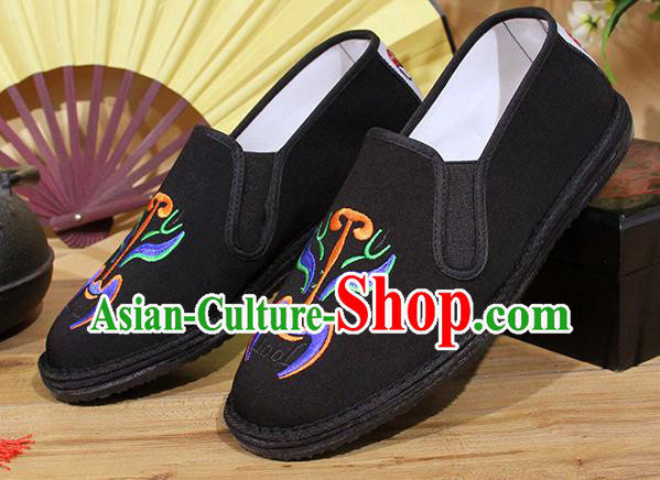 Chinese National Shoes Traditional Embroidery Martial Arts Cloth Shoes Black Shoes for Men