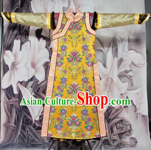 Chinese Traditional Qing Dynasty Queen Costumes Ancient Empress Embroidered Clothing for Women