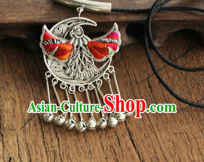 Chinese Traditional Yunnan Miao Minority Red Embroidered Necklace Ethnic Bells Tassel Accessories for Women