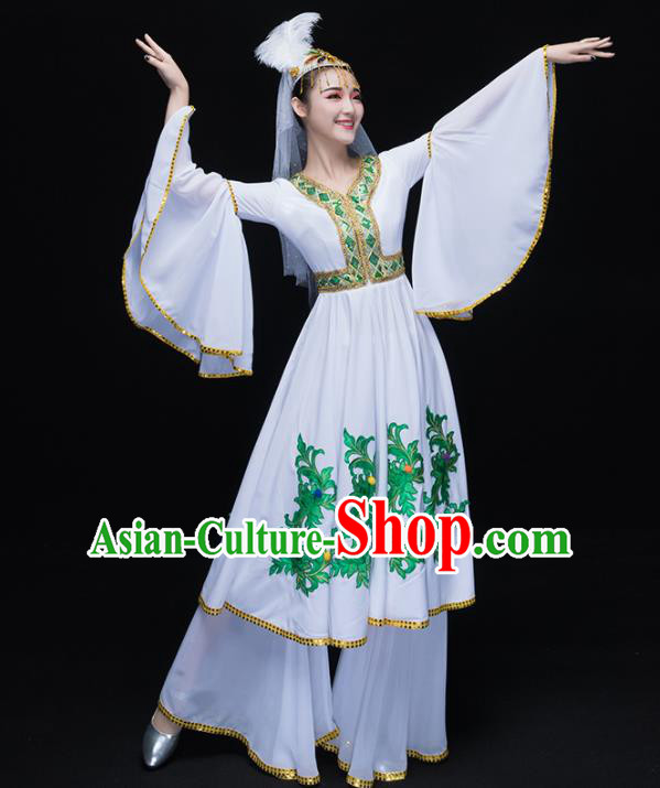 Chinese Traditional Uigurian Folk Dance White Clothing Uyghur Nationality Classical Dance Costume for Women