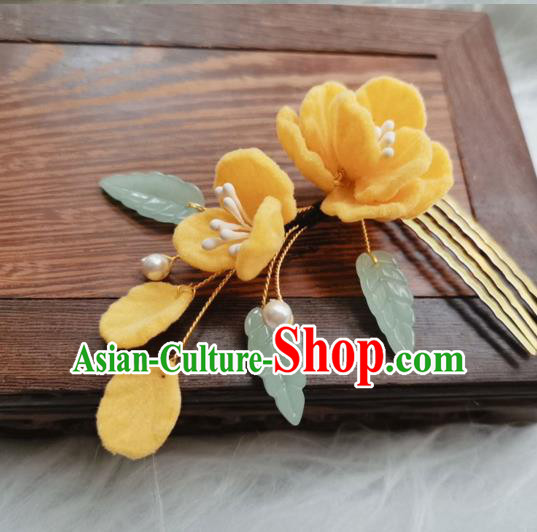 Chinese Qing Dynasty Yellow Camellia Hair Comb Handmade Hair Accessories Hanfu Ancient Princess Velvet Flowers Hairpins