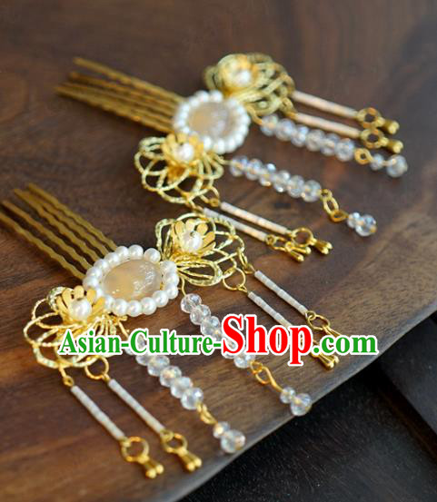 China Ancient Bride Hair Claws Traditional Xiuhe Suit Hair Accessories Wedding Tassel Golden Hair Combs