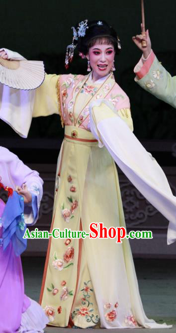 Chinese Shaoxing Opera Hua Tan Yellow Dress Costumes and Headpieces Chun Cao Yue Opera Rich Lady Li Banyue Garment Apparels