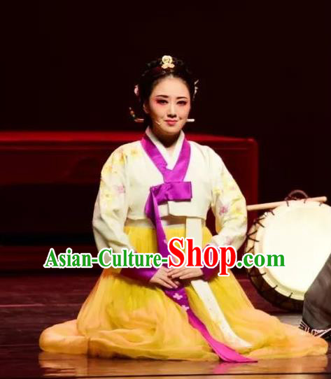 Chinese Shaoxing Opera Courtesan Geisha Chun Xiang Dress Hanbok Apparels and Headpieces Chunh Yang Yue Opera Korean Garment Costumes